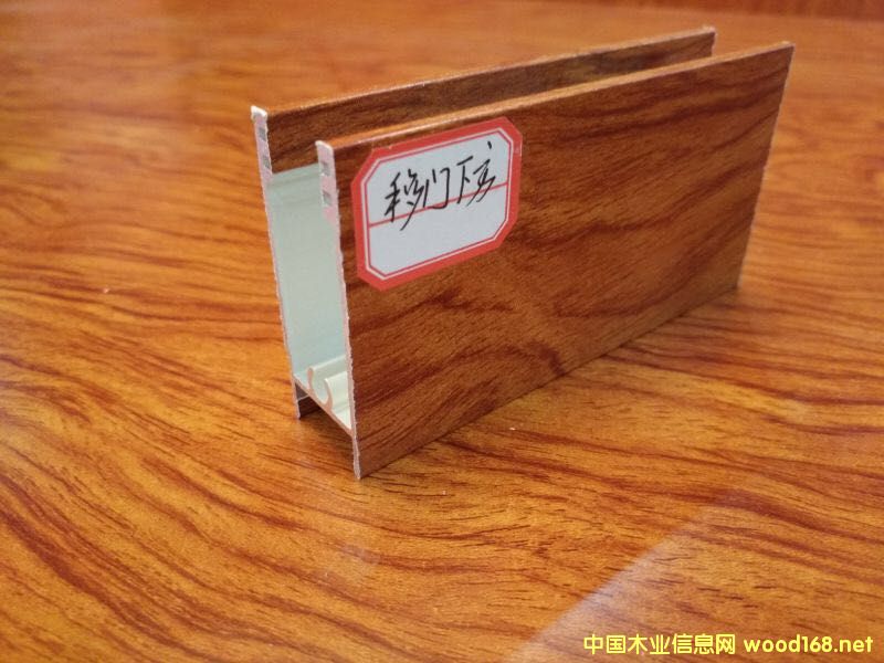 XϽ𾀗lԔB