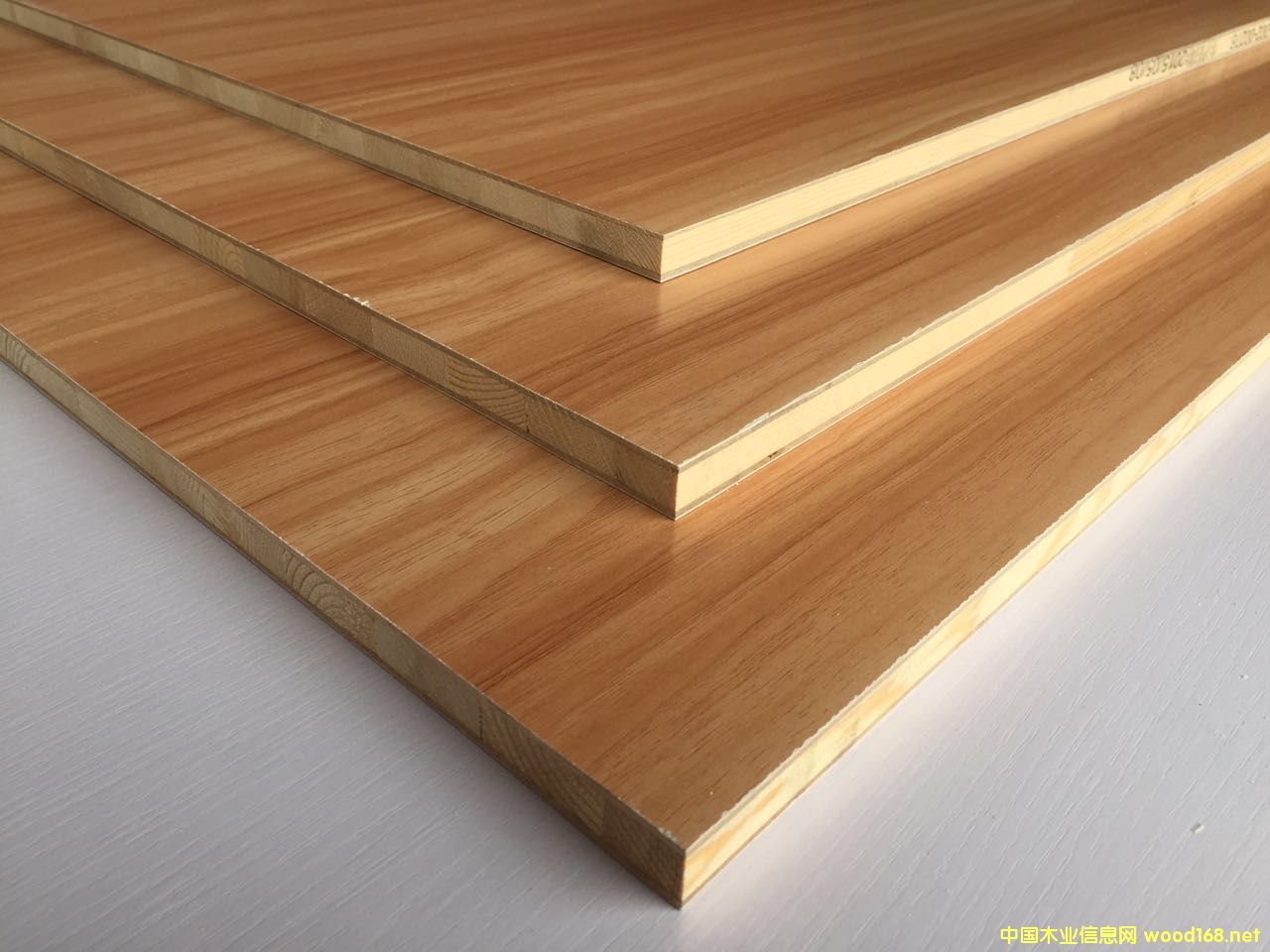 ɼľB
